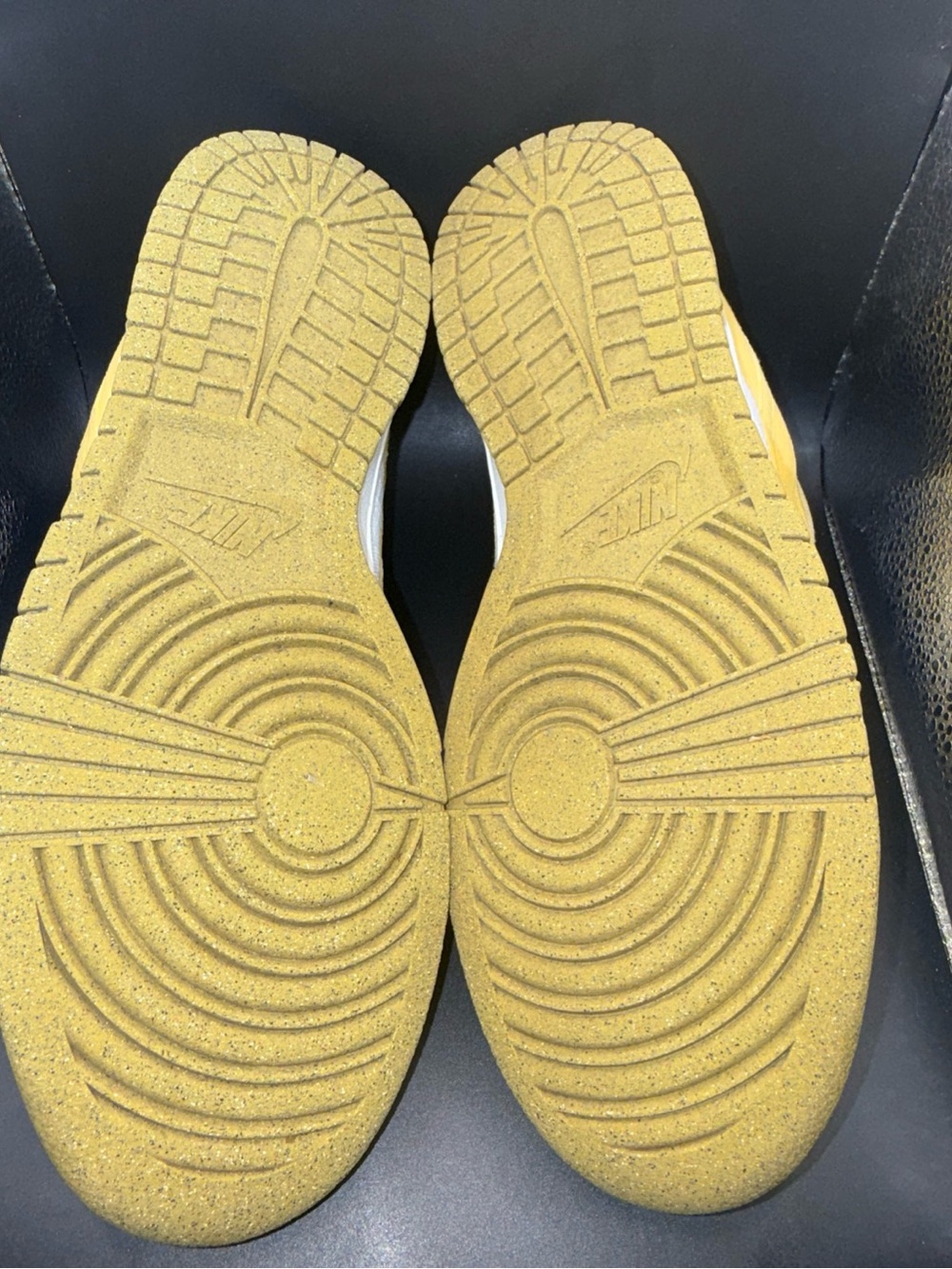 Size 9.5 - Nike Dunk Low Sun Club, DV1681-100, Clean, No Box, Minor Flaws, Good - Picture 9 of 11